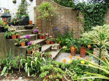 Steps up to house
