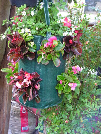 BAG SHAPED HANGING BASKET
