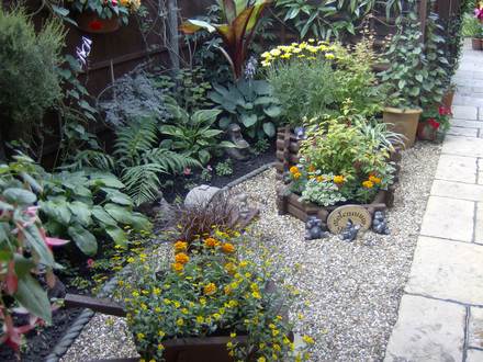 Garden_early_2007_042.jpg