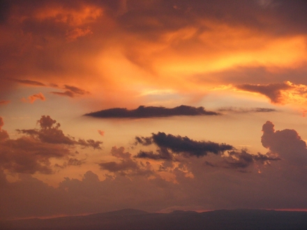 photos of sunset barely within minutes of each other