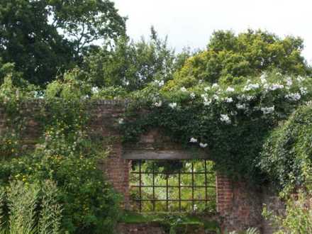 Sissinghurst Gardens - Kent