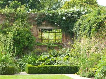 Sissinghurst Gardens - Kent