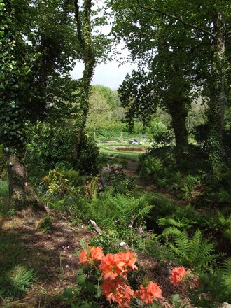2007_05_07_woodland_gdn_em.jpg