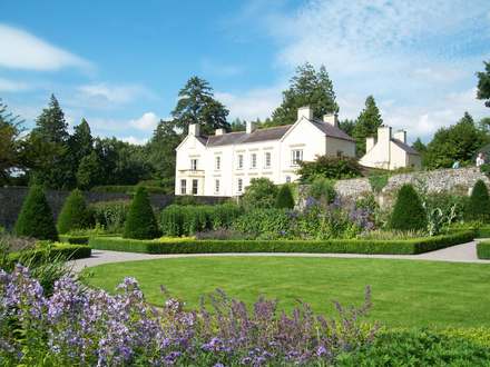 Aberglasney Gardens