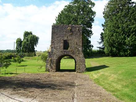 Aberglasney Gardens