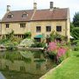 House_centranthus_pond_2