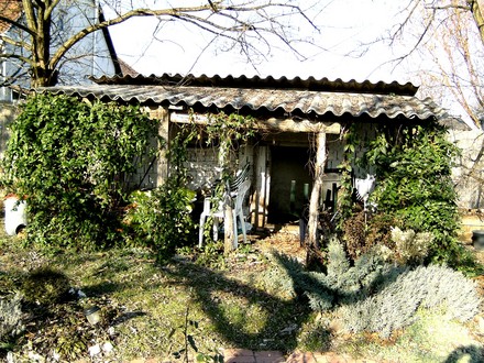 15 Feb 2008. Pig house